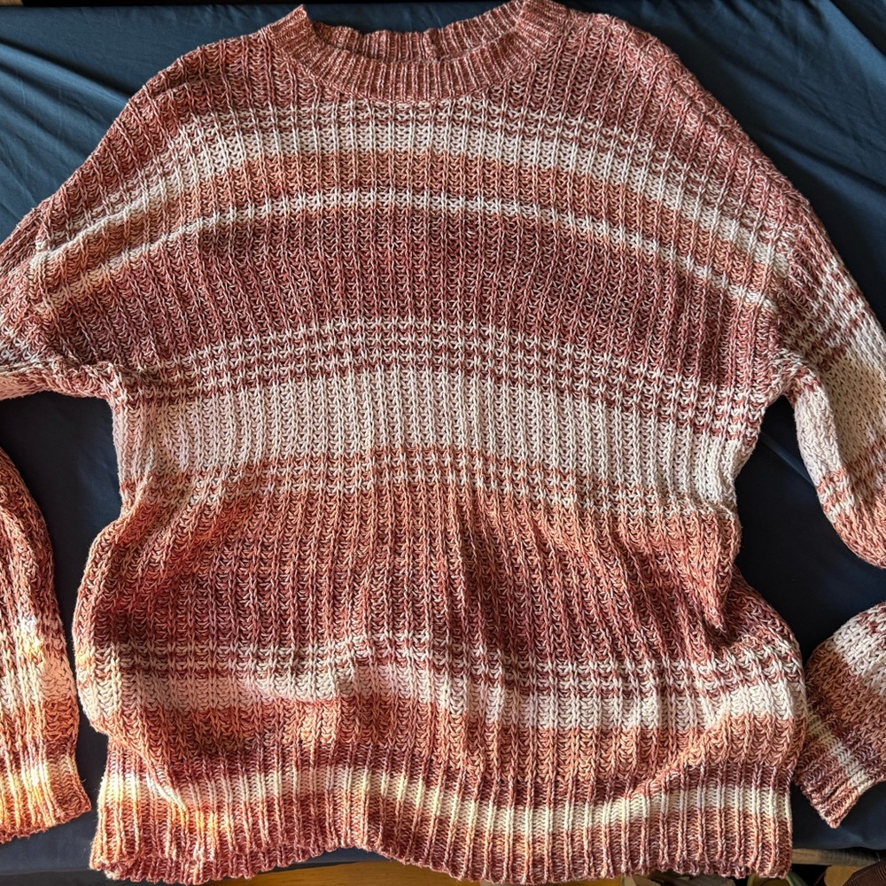 American Eagle Outfitters Pink and White Crew Neck Sweater